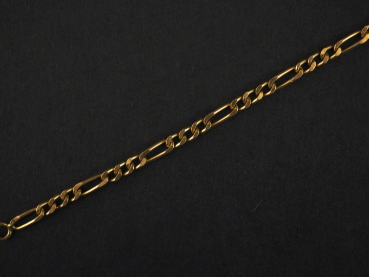 Bracelet souple en or jaune, maille figaro.  Poids. 3,54 g (accidenté)