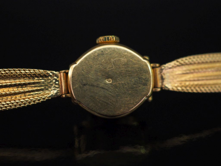 VERBEL,  Montre bracelet de dame aveugle, boitier et bracelet en or ja