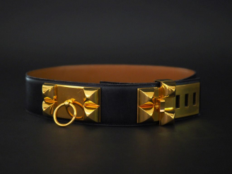 Vente aux enchères HERMES, Paris Ceinture, modèle Collier de chien en box noir et métal d