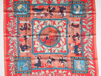 Vente aux enchères HERMES, Paris Carré en soie polychrome, modèle "Musique des dieux".  S