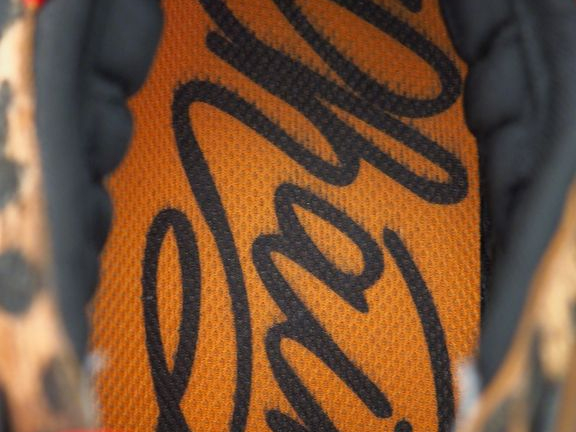 VERSACE,  Paire de sneakers, modèle "Chain Reaction".  T. 44 Signées. 