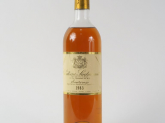 Vente aux enchères 1 BOUTEILLE CHÂTEAU SUDUIRAUT 1er CC SAUTERNES - 1983 - HEP-MEP