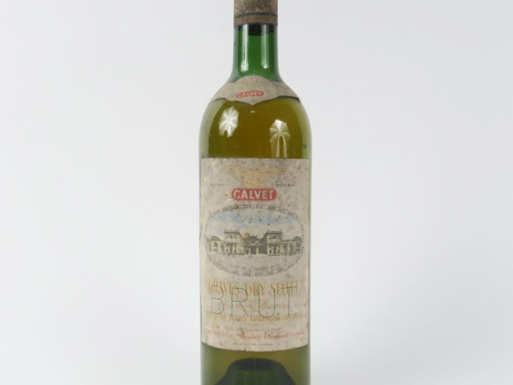 1 VIEILLE BOUTEILLE GRAVES DRY SELECT 'BRUT' - MEP