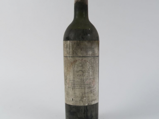 Vente aux enchères 1 BOUTEILLE CHÂTEAU MOUTON ROTHSCHILD 1er GCC PAUILLAC - 1951 - BEP/ES