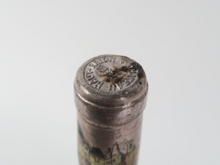 1 BOUTEILLE CHÂTEAU HAUT BRION 1er GCC GRAVES - 1970 - 6,5 CM/ELD/CAPS