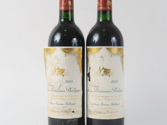 Vente aux enchères 2 BOUTEILLES CHÂTEAU MOUTON BARONNE PHILIPPE CC PAUILLAC - 1988 - ELA