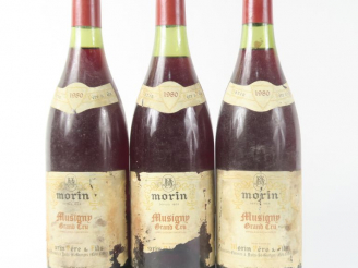 Vente aux enchères 3 BOUTEILLES MUSIGNY GC MORIN - 1980 - EA