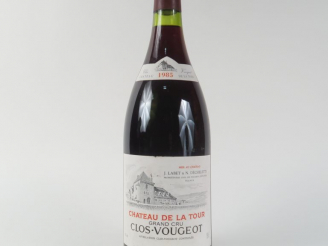 Vente aux enchères 1 MAGNUM CLOS VOUGEOT GC CHÂTEAU DE LA TOUR - 1985