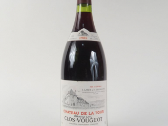 Vente aux enchères 1 MAGNUM CLOS VOUGEOT GC CHÂTEAU DE LA TOUR - 1985
