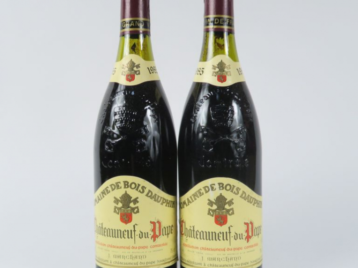 2 BOUTEILLES DOMAINE DU BOIS DAUPHIN CHÂTEAUNEUF DU PAPE - 1985