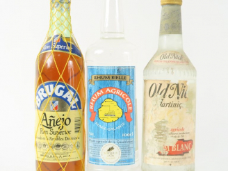 Vente aux enchères 3 BOUTEILLES : 1 RHUM AGRICOLE BIELLE (1 L) 59° - 1 RHUM BLANC OLD NIC