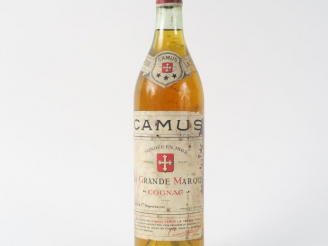 Vente aux enchères 1 VIEILLE BOUTEILLE COGNAC CAMUS 'LA GRANDE MARQUE'