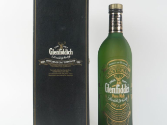 Vente aux enchères 1 BOUTEILLE WHISKY GLENFIDDICH 'CENTENARY' 1887/1987 43° - COFFRET