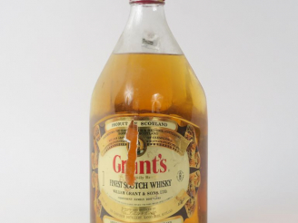 Vente aux enchères 1 FLACON (1,75 L) WHISKY GRANT'S - EA