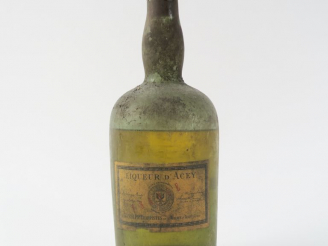 Vente aux enchères 1 VIEILLE BOUTEILLE LIQUEUR D'ACEY - NIVEAU BAS/BS/CAPS AB