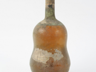 Vente aux enchères 1 VIEILLE BOUTEILLE FAUSTINE LIQUEUR DIGESTIVE A. MEUNIER MERE   FILS 