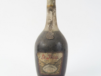 Vente aux enchères 1 VIEILLE BOUTEILLE LE FROU GRANDE LIQUEUR DES MONTAGNES DE LA GRANDE 