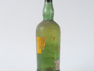 Vente aux enchères 1 VIEILLE BOUTEILLE LIQUEUR LA GAULOISE - ETA/BS