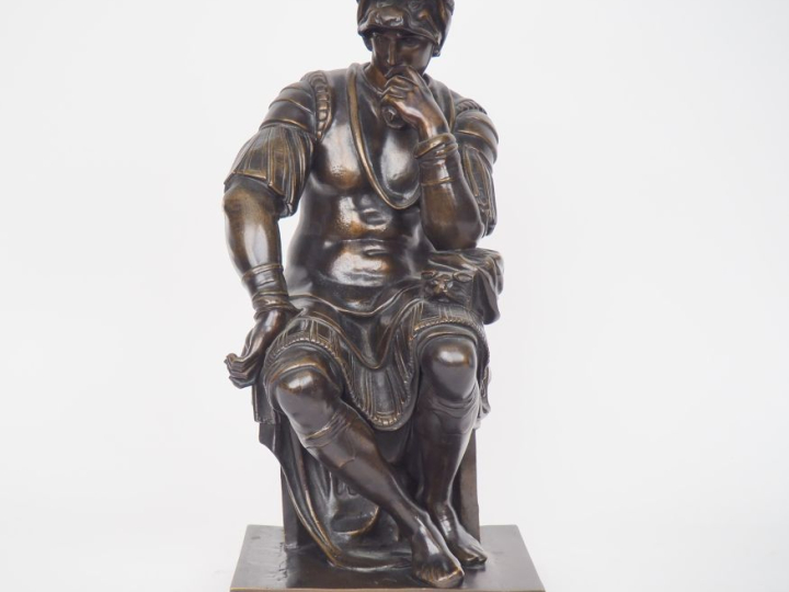 D'après Michel ANGE.  "Laurent de Médicis"  Grande sculpture en bronze