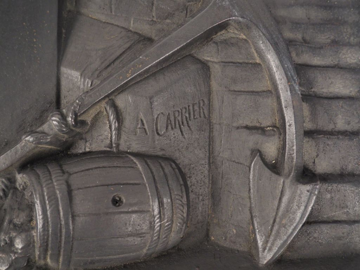 CARRIER.  "Enfants marins".  Grand bas relief en fonte  Signé au milie