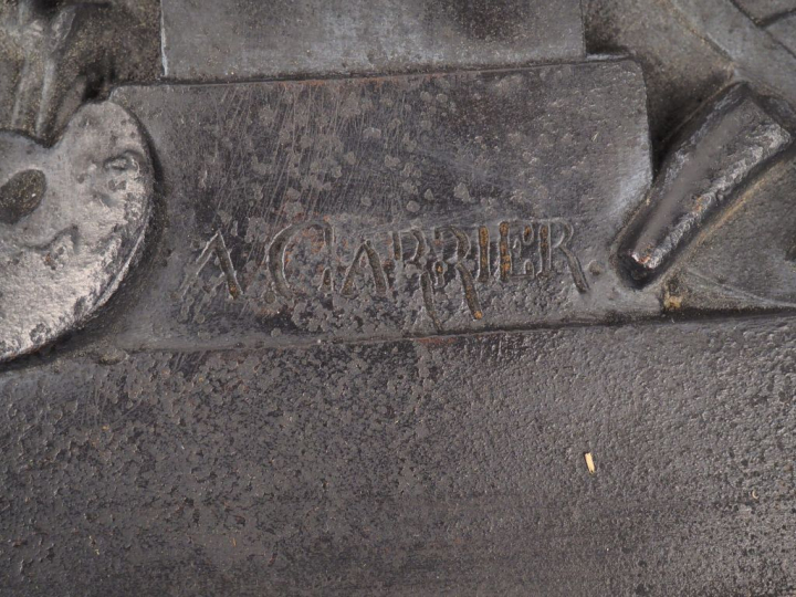 CARRIER. "Allégorie du Savoir de la jeunesse Grand bas relief en fonte