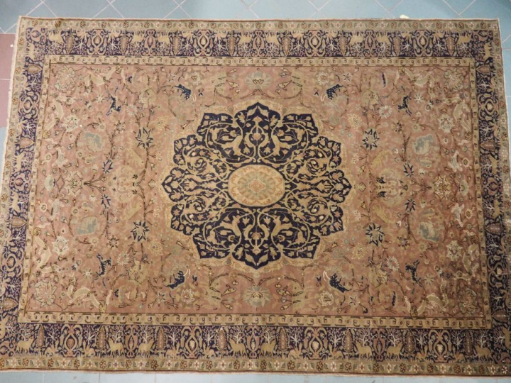 Paire de tapis d'Orient début XXème en laine et soie. Dim. 297 x 209 c