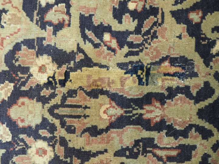 Paire de tapis d'Orient début XXème en laine et soie. Dim. 297 x 209 c