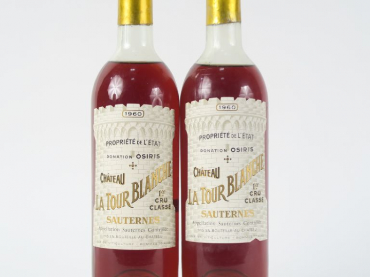 2 BOUTEILLES CHÂTEAU LA TOUR BLANCHE 1er CC SAUTERNES - 1960 - 1 HEP/1