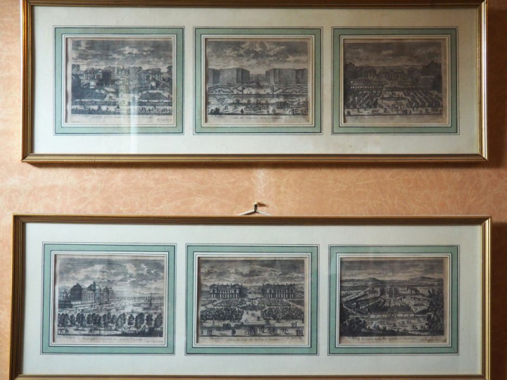 Suite de quatorze gravures en noir « Versailles » d’après Lépine dans 