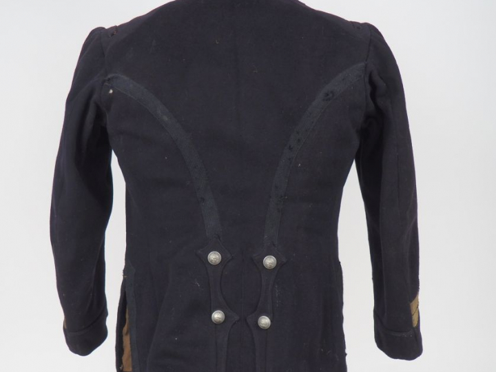 Dolman-pelisse en drap noir, d’officier des sapeurs-pompiers, col noir