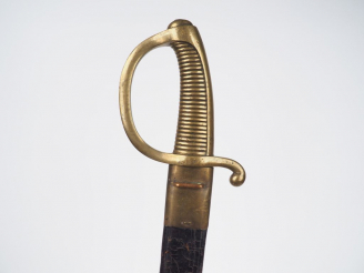 Vente aux enchères Sabre briquet d’infanterie modèle an XI, lame datée janvier 1814, manu