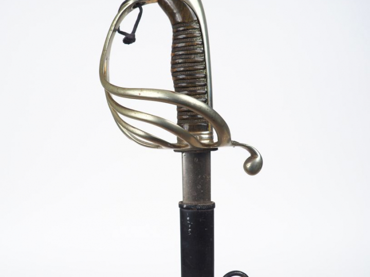 Sabre Mod. 1882 d’officier d’Infanterie – Lame droite de section lenti
