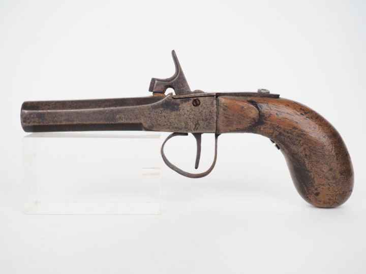 Pistolet coup de poing à coffre et à percussion canon octogonal lisse 