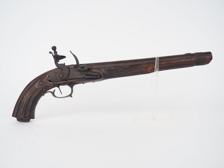 Grand pistolet d’arçon très tardif pour la décoration ou la vente au t