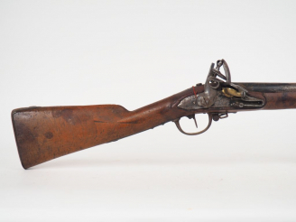 Vente aux enchères Fusil à silex réglementaire Français, platine signée « Manufacture Imp