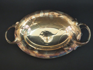 Vente aux enchères Panière à anses de style Art Nouveau en métal argenté, à décor au repo