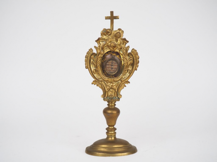 Reliquaire ostensoir de style Louis XIV en métal et métal doré.