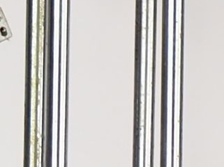 Lustre 1950 en verre translucide et sablé, bois et métal chromé, éclai