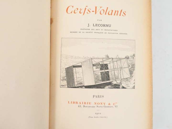 [AVIATION]. ENSEMBLE DE 12 VOLUMES de formats divers ½ chagrin marron,