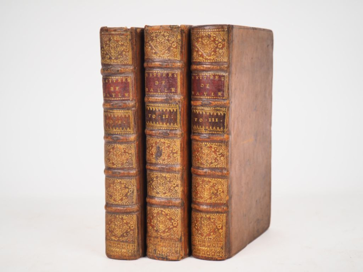 BAYLE (Pierre). LETTRES CHOISIES DE Mr. BAYLE, avec des remarques. Rot