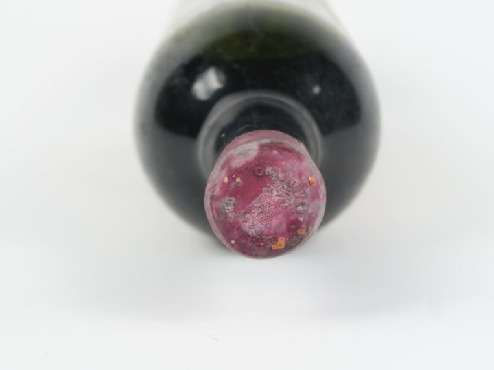 1 BOUTEILLE CHÂTEAU LATOUR 1er GCC PAUILLAC - 1928 - BEP-/ES/CAPS TRES