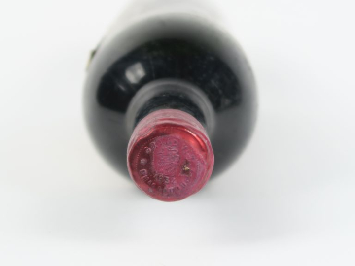 1 BOUTEILLE CHÂTEAU LATOUR 1er GCC PAUILLAC - 1934 - BEP/EA