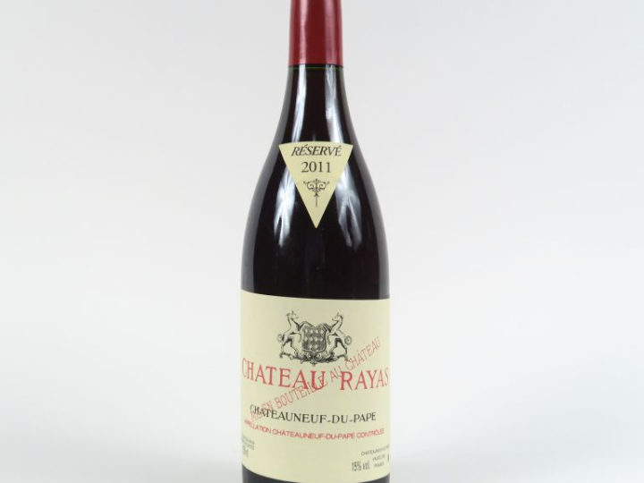 1 BOUTEILLE CHÂTEAU RAYAS CHÂTEAUNEUF DU PAPE - 2011