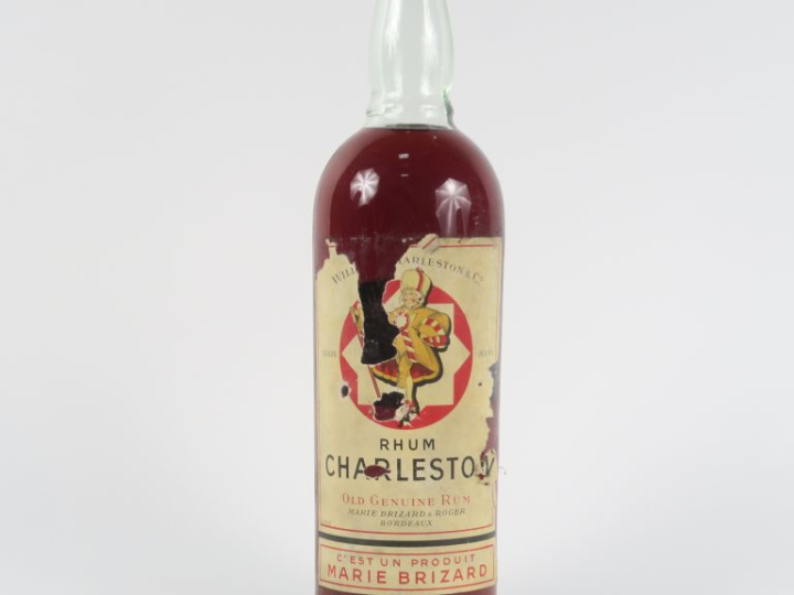 1 VIEILLE BOUTEILLE (1 L) RHUM CHARLESTON MARIE BRIZARD - EA