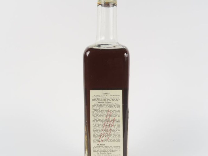 1 VIEILLE BOUTEILLE RHUM ST JAMES 47° - CAPS ETAIN