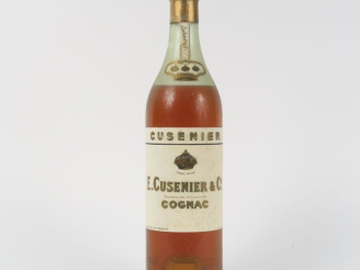 Vente aux enchères 1 VIEILLE BOUTEILLE COGNAC E. CUSENIER   CIE - NIVEAU BAS