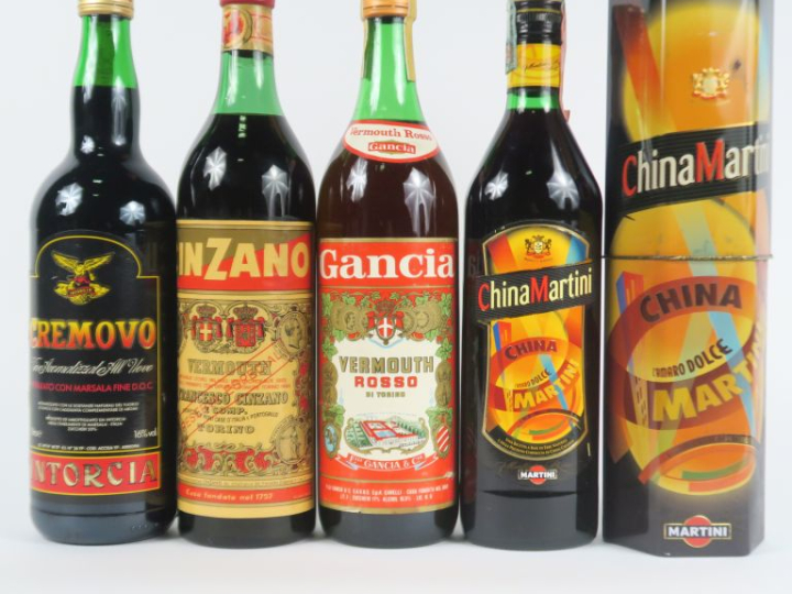 4 BOUTEILLES : 1 VIEUX CINZANO - 1 VERMOUTH ROSSO GANCIA - 1 CREMOVO I