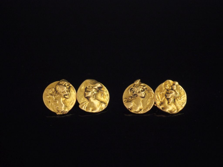 Paire de boutons de manchettes de style Art Nouveau en or jaune 750, à