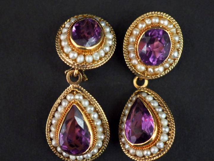Paire de clips d'oreilles Napoléon III en or jaune 750, composé d'un m