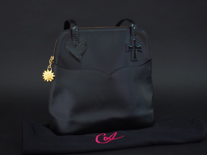 CHRISTIAN LACROIX Sac porté épaule en cuir noir.  Deux anses en cuir v
